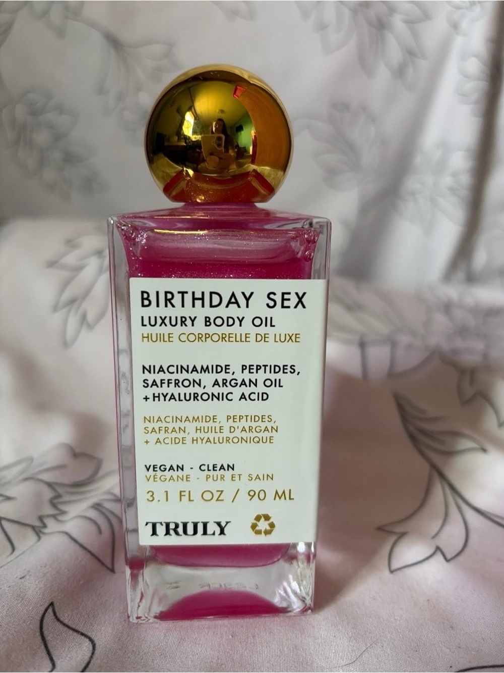TRULY Birthday Sex Luxury Body Oil - Pink with Gold Cap